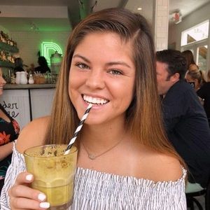 Meet your Posher, Jaclyn